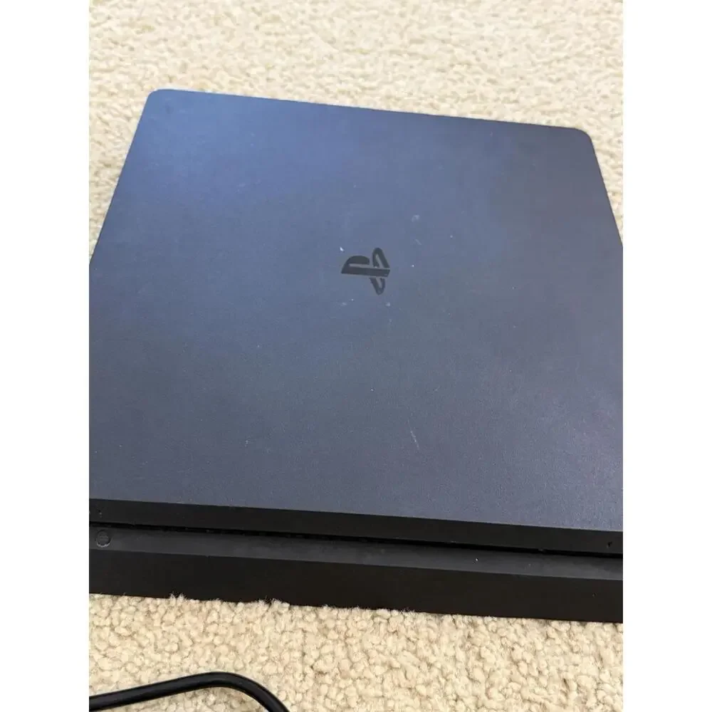 Sony PlayStation 4 Slim 500GB Console / 2 Dualshock Red Controllers / Cords